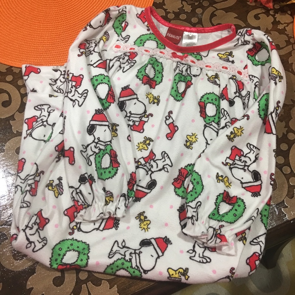 Charlie Brown Christmas Fleece Gown
